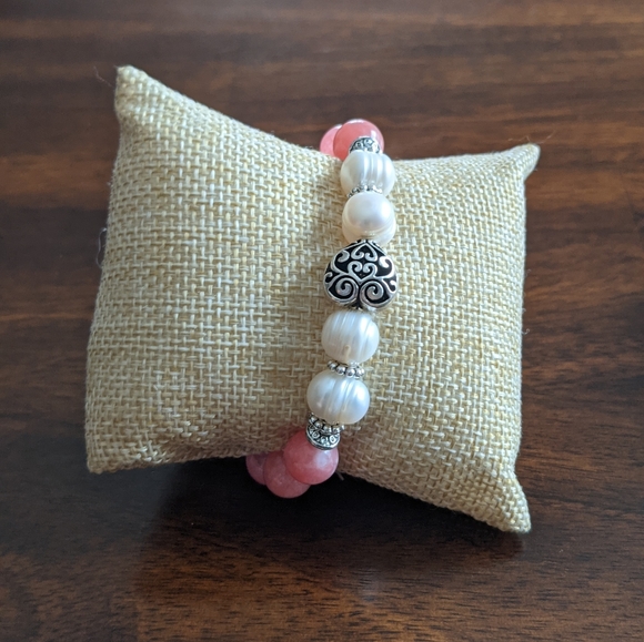 Freshwater pearl and rose quartz bracelet - Picture 4 of 6